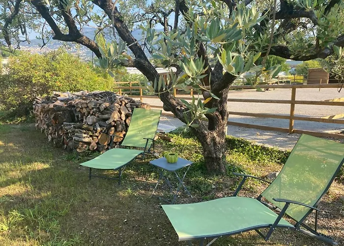La Bastide De Jean Maison De Charme Dans Un Domaine Equestre Prive